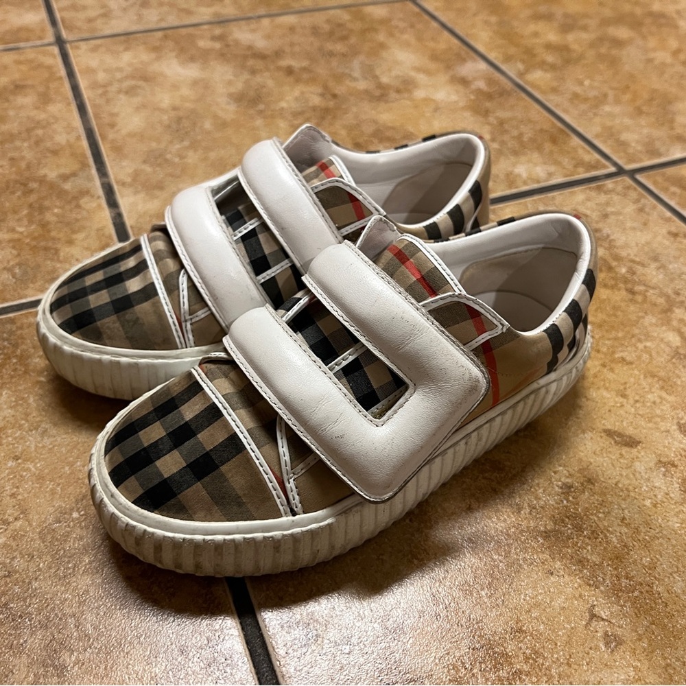 Burberry Kids Sneakers with Check Pattern and Velcro Straps